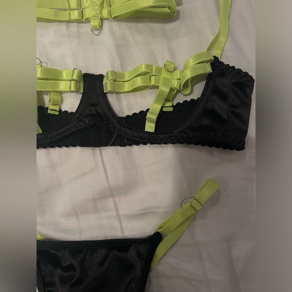 Underwear - Picture 5 of 7